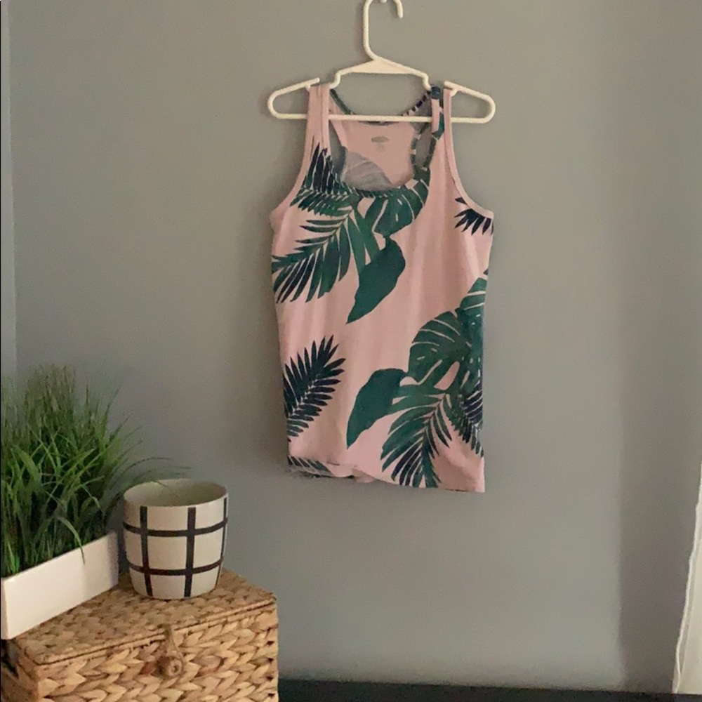 Pink tank top